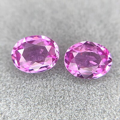 1.00ct Oval Mixed Cut Sapphire Pair 1.00ct Oval Mixed Cut Sapphire Pair