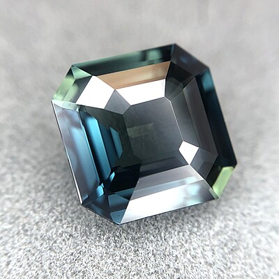 3.57ct Octagon Step Cut Sapphire 3.57ct Octagon Step Cut Sapphire