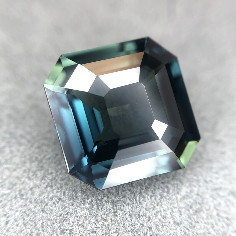 3.57ct Octagon Step Cut Sapphire 3.57ct Octagon Step Cut Sapphire