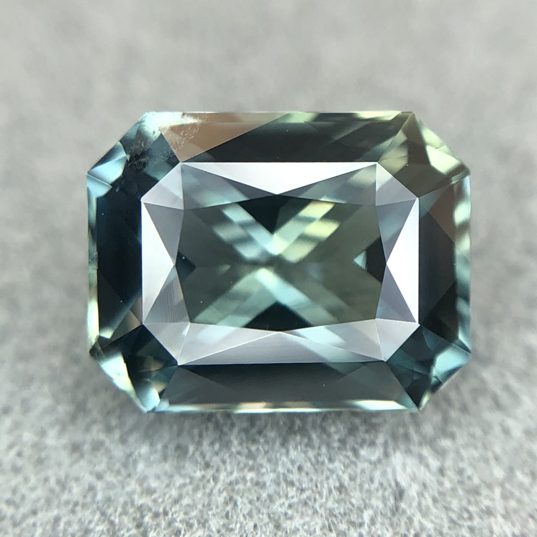 1.63ct Radiant Brilliant Cut Sapphire 1.63ct Radiant Brilliant Cut Sapphire