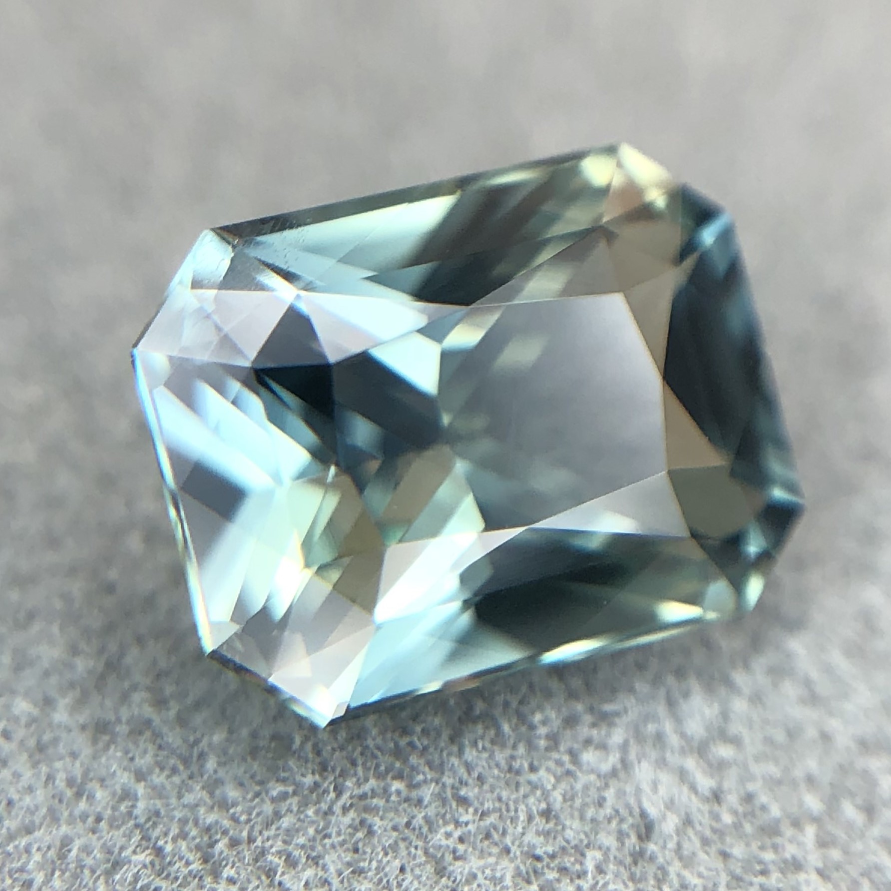 1.63ct Radiant Brilliant Cut Sapphire 1.63ct Radiant Brilliant Cut Sapphire