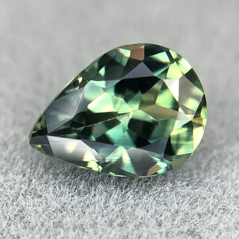 0.83ct Pear Mixed Cut Sapphire 0.83ct Pear Mixed Cut Sapphire