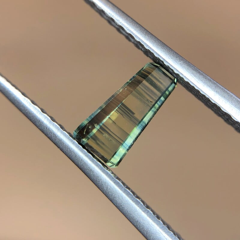 0.70ct Fancy Crystal Cut Sapphire 0.70ct Fancy Crystal Cut Sapphire