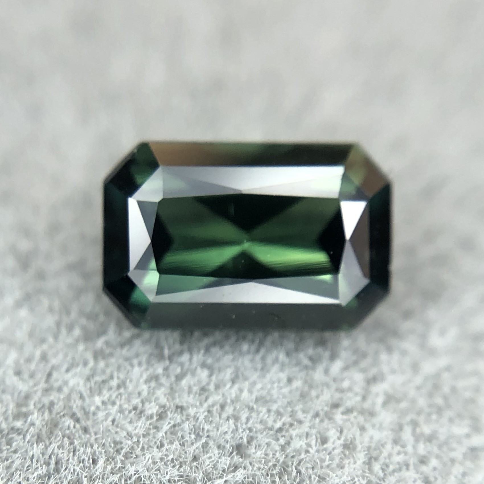 0.78ct Radiant Brilliant Cut Sapphire 0.78ct Radiant Brilliant Cut Sapphire