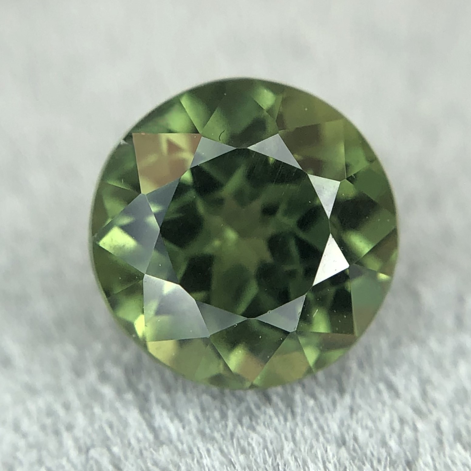 1.48ct Round Brilliant Cut Sapphire