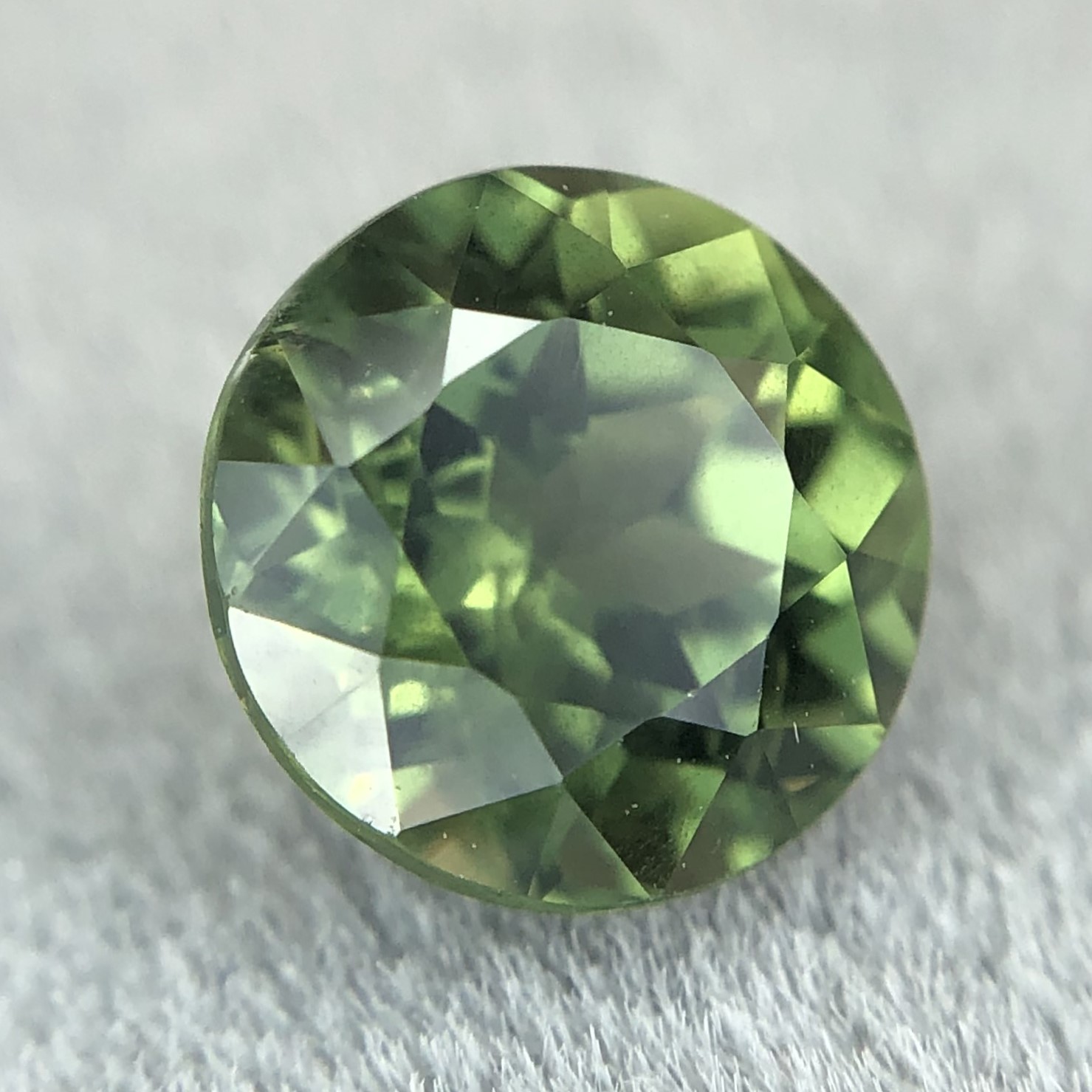 1.48ct Round Brilliant Cut Sapphire