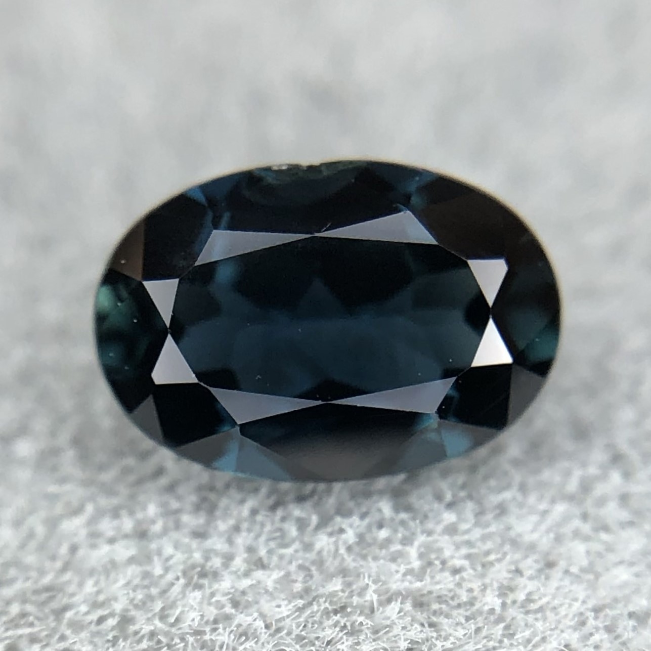 0.54ct Oval Mixed Cut Sapphire