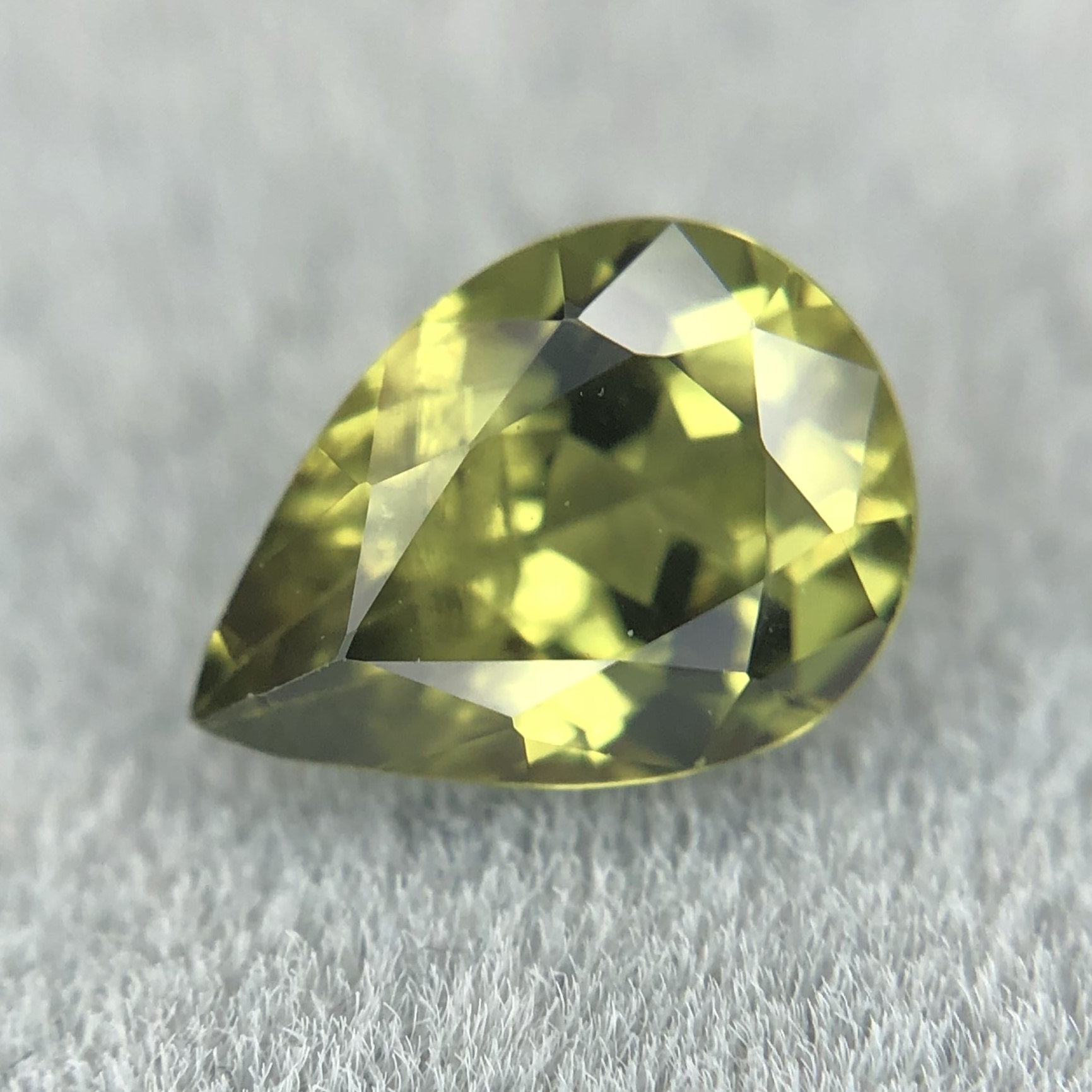 0.94ct Pear Mixed Cut Sapphire 0.94ct Pear Mixed Cut Sapphire