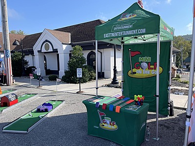 5ft Mini Golf Custom Deluxe Tent 5ft Mini Golf Custom Deluxe Tent