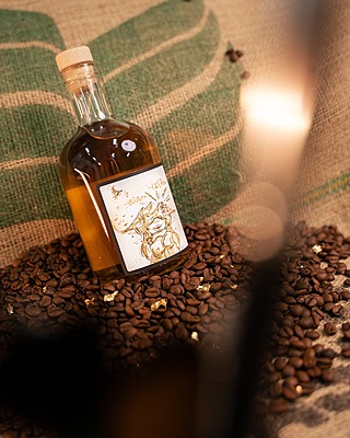 EAU-DE-VIE DE GRAINS AU CAFÉ (web) EAU-DE-VIE DE GRAINS AU CAFÉ (web)