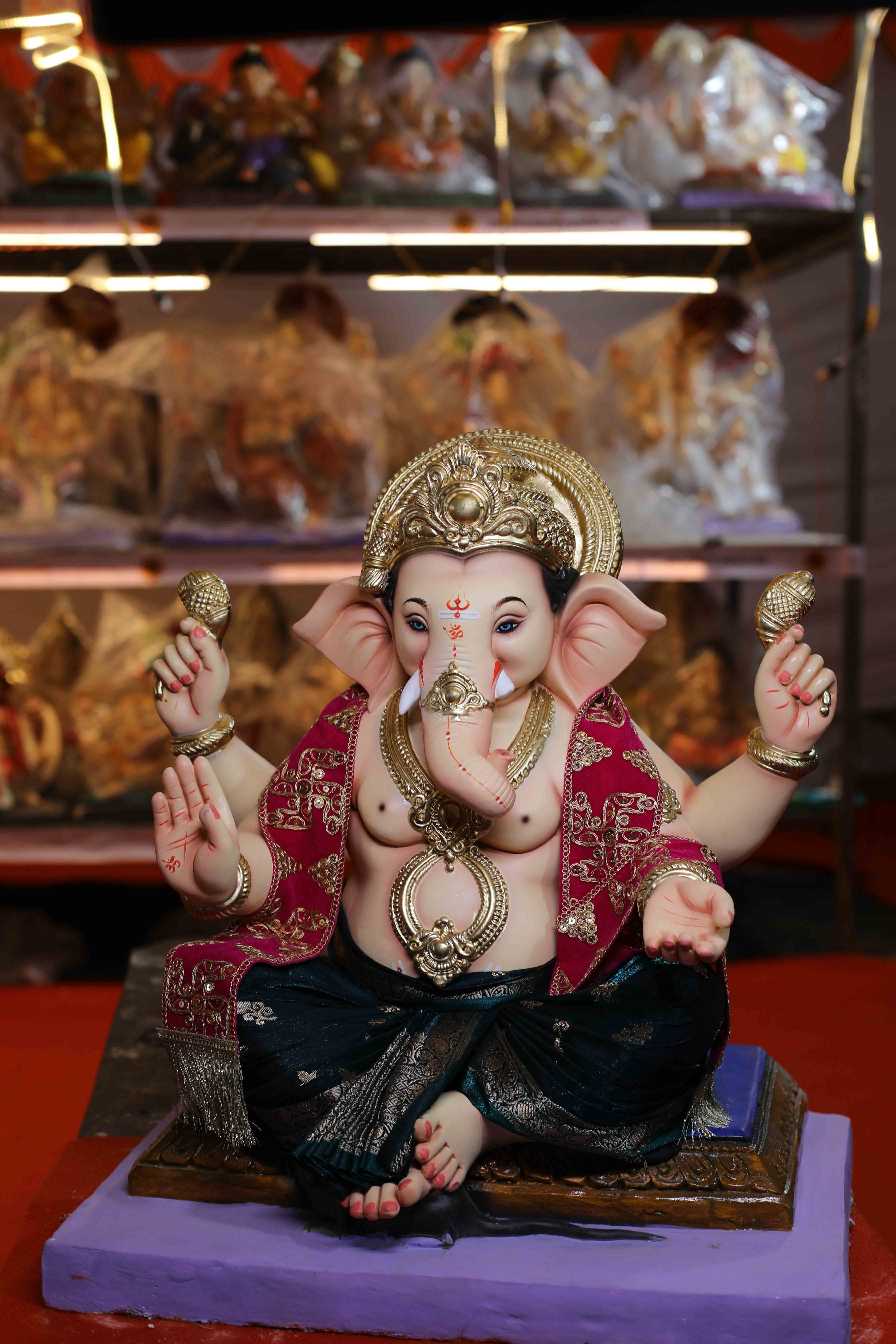 Signature Ganesh Idols 2026-7 |25 Inches Ganpati