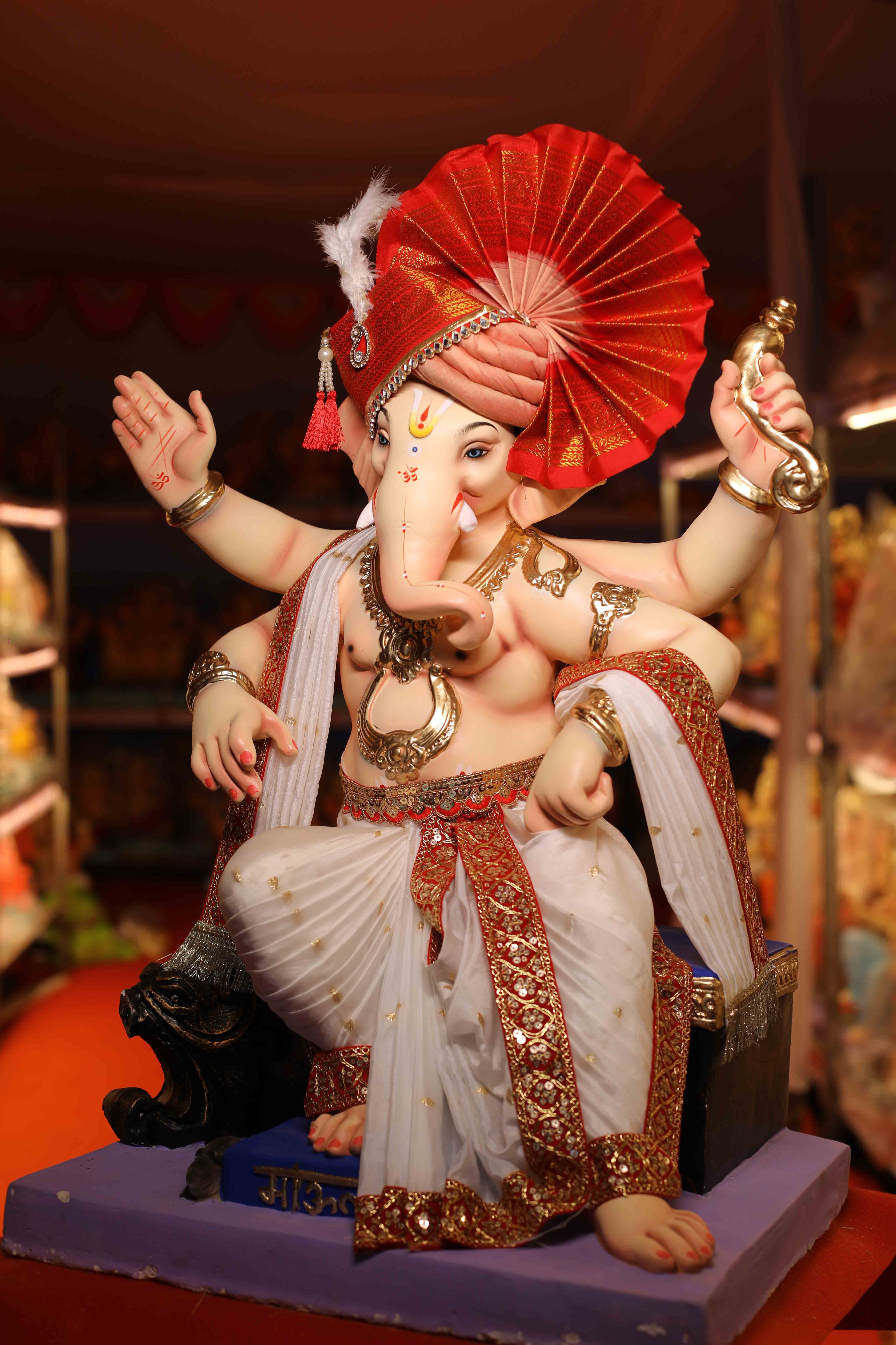 Signature Ganesh Idols 2026-37 |28 Inches Ganpati