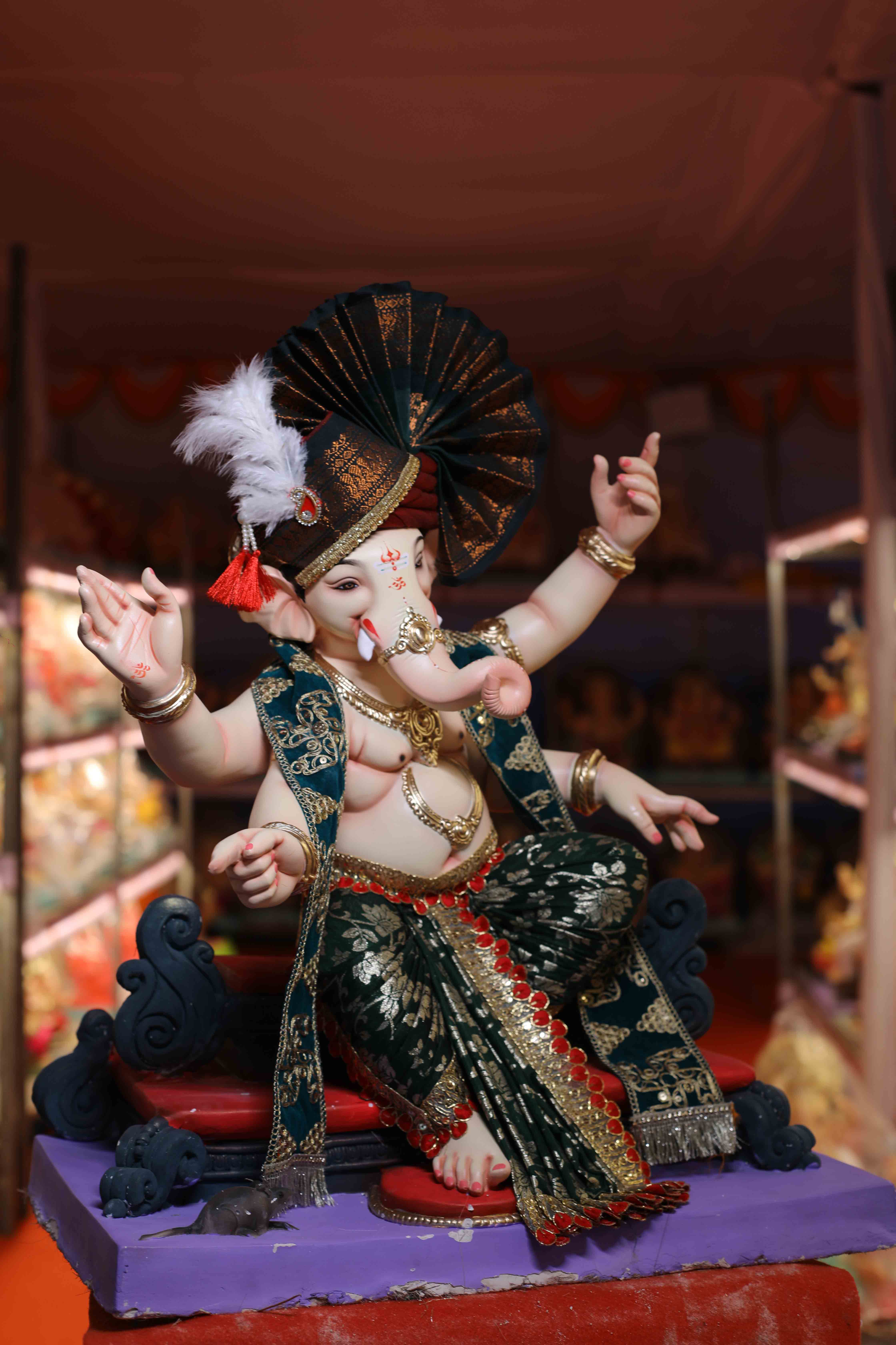 Signature Ganesh Idols 2026-36 |28 Inches Ganpati