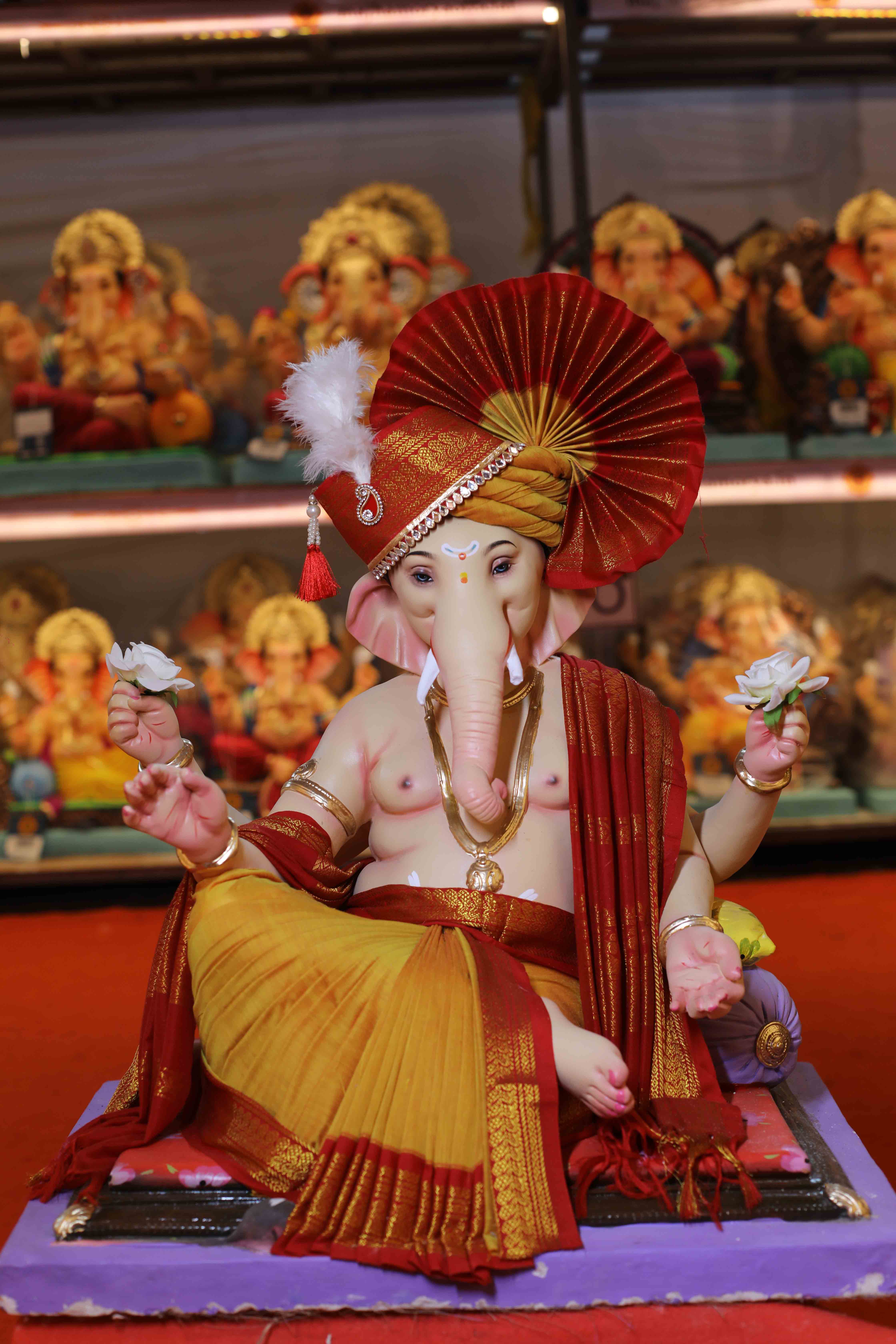 Signature Ganesh Idols 2026-30 |26 Inches Ganpati