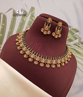 F03: Beautiful Lakshmi Devi Necklace Set