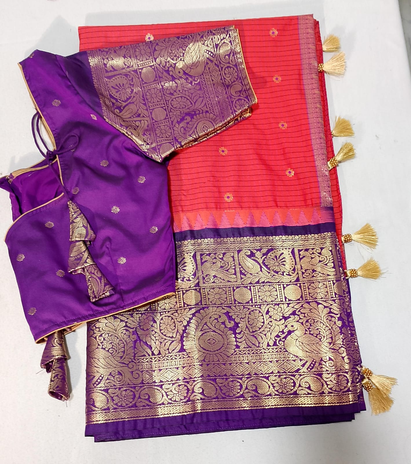 C164: Ready To Ship Beautiful Gadwal Silk Saree With Stitched Blouse