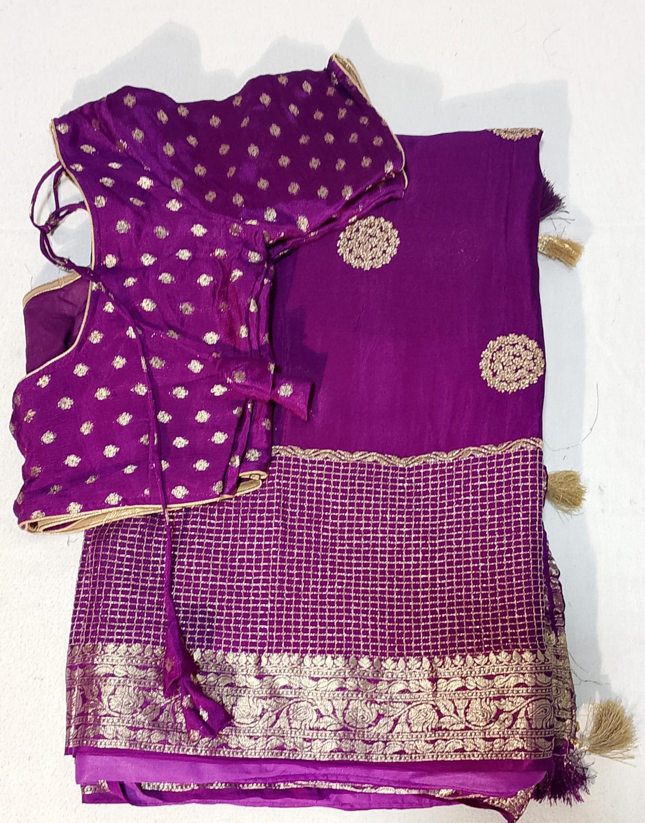 C158: Ready To Ship Beautiful Georgette Saree With Stitched Blouse