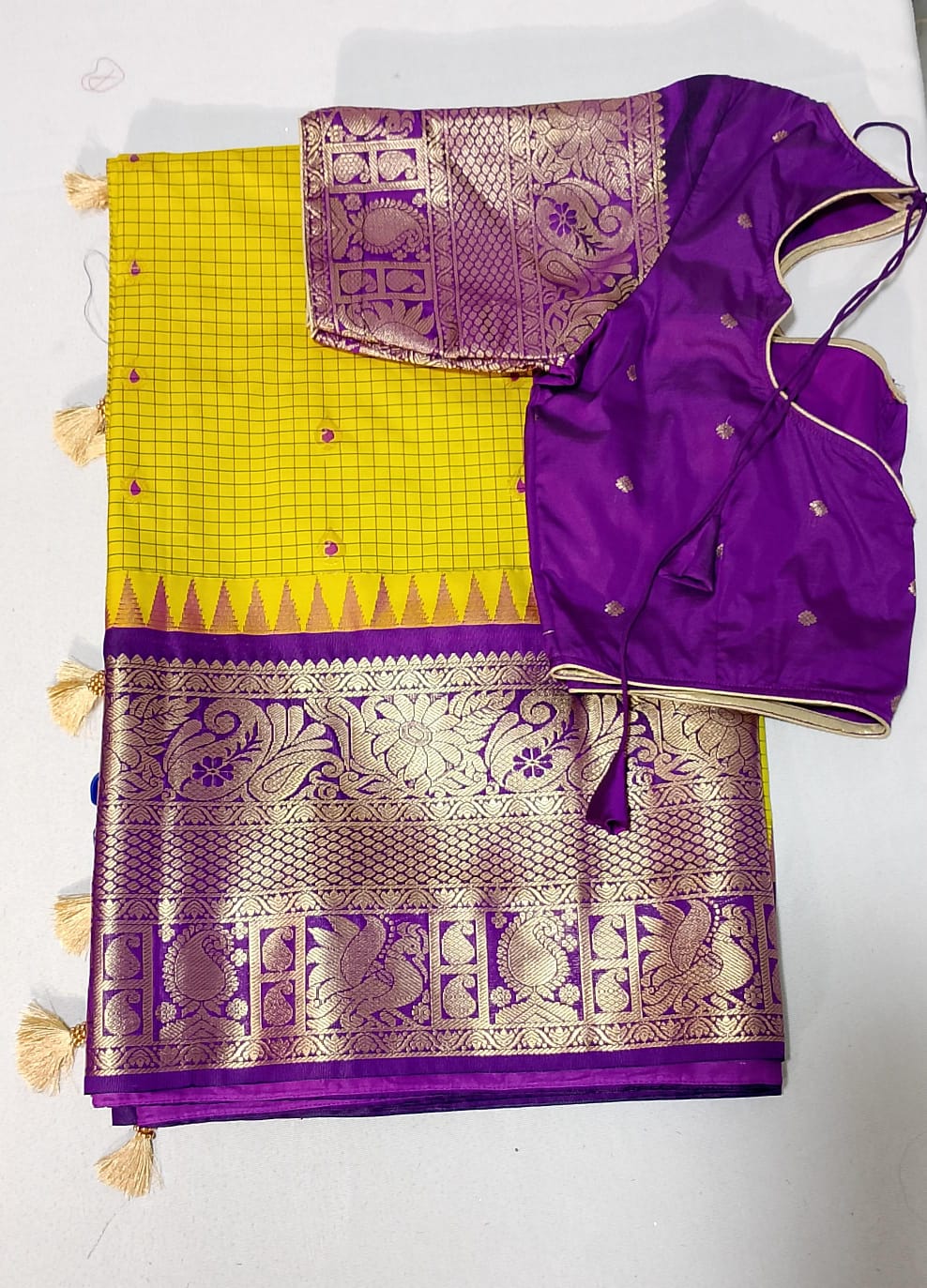 C163: Ready To Ship Beautiful Gadwal Silk Saree With Stitched Blouse