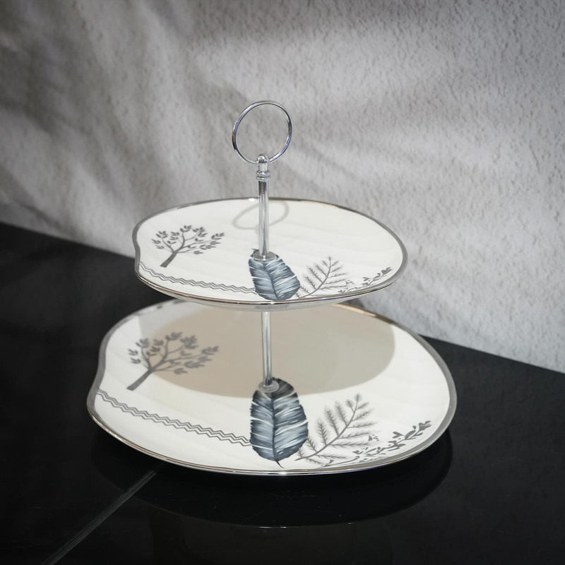 مضيفة طبقتين فضي