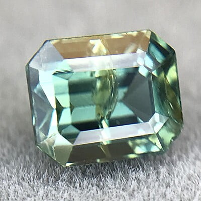 1.03ct Octagon Step Cut Sapphire 1.03ct Octagon Step Cut Sapphire