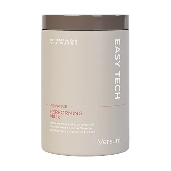 Performing Mask Versum with sunflower and aloe vera for deep hair nourishment