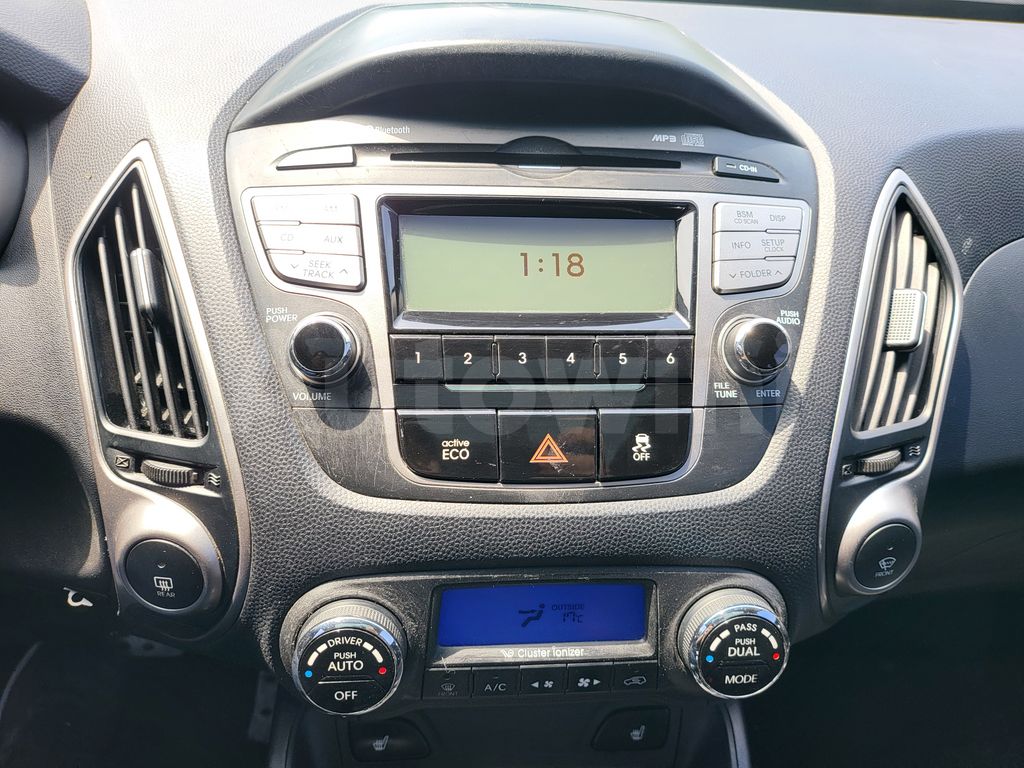 Hyundai Tucson 2010 V144920 ( Techo panoramico ) Hyundai Tucson 2010 V144920 ( Techo panoramico )