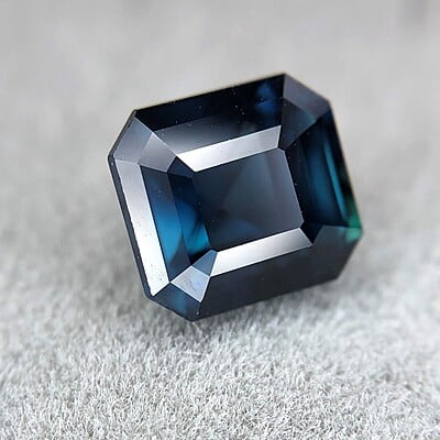 2.07ct Octagon Step Cut Sapphire 2.07ct Octagon Step Cut Sapphire