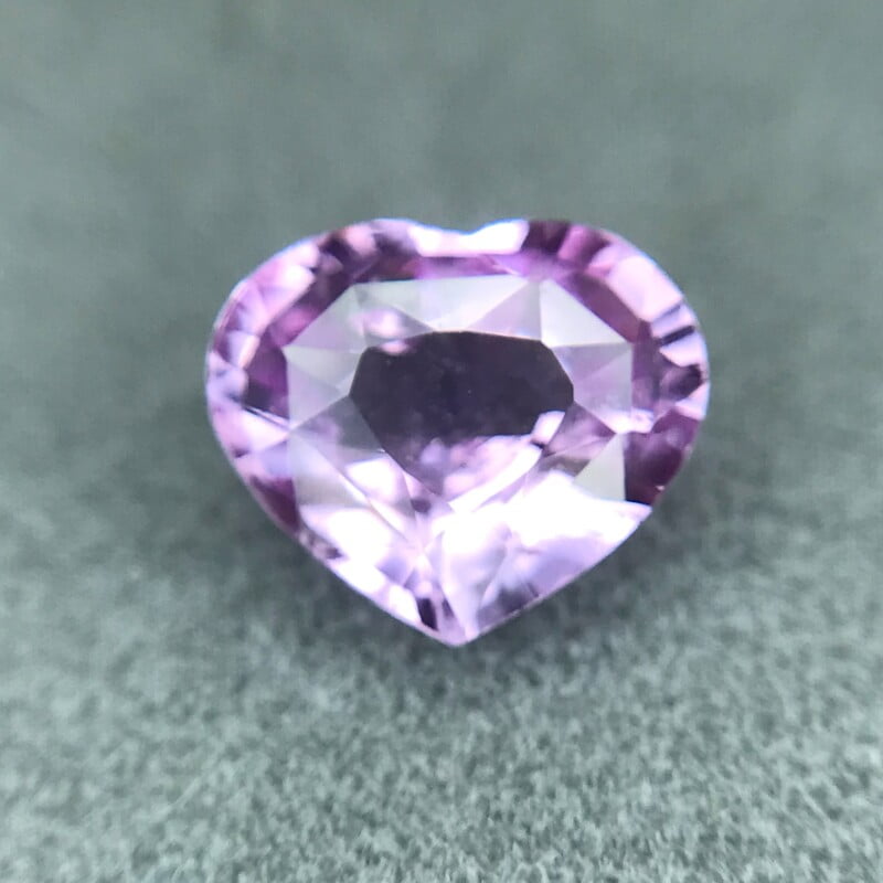 1.17ct Heart Brilliant Cut Sapphire 1.17ct Heart Brilliant Cut Sapphire