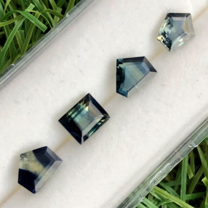3.23tcw Varied Cut Sapphire Parcel (5pcs) 3.23tcw Varied Cut Sapphire Parcel (5pcs)