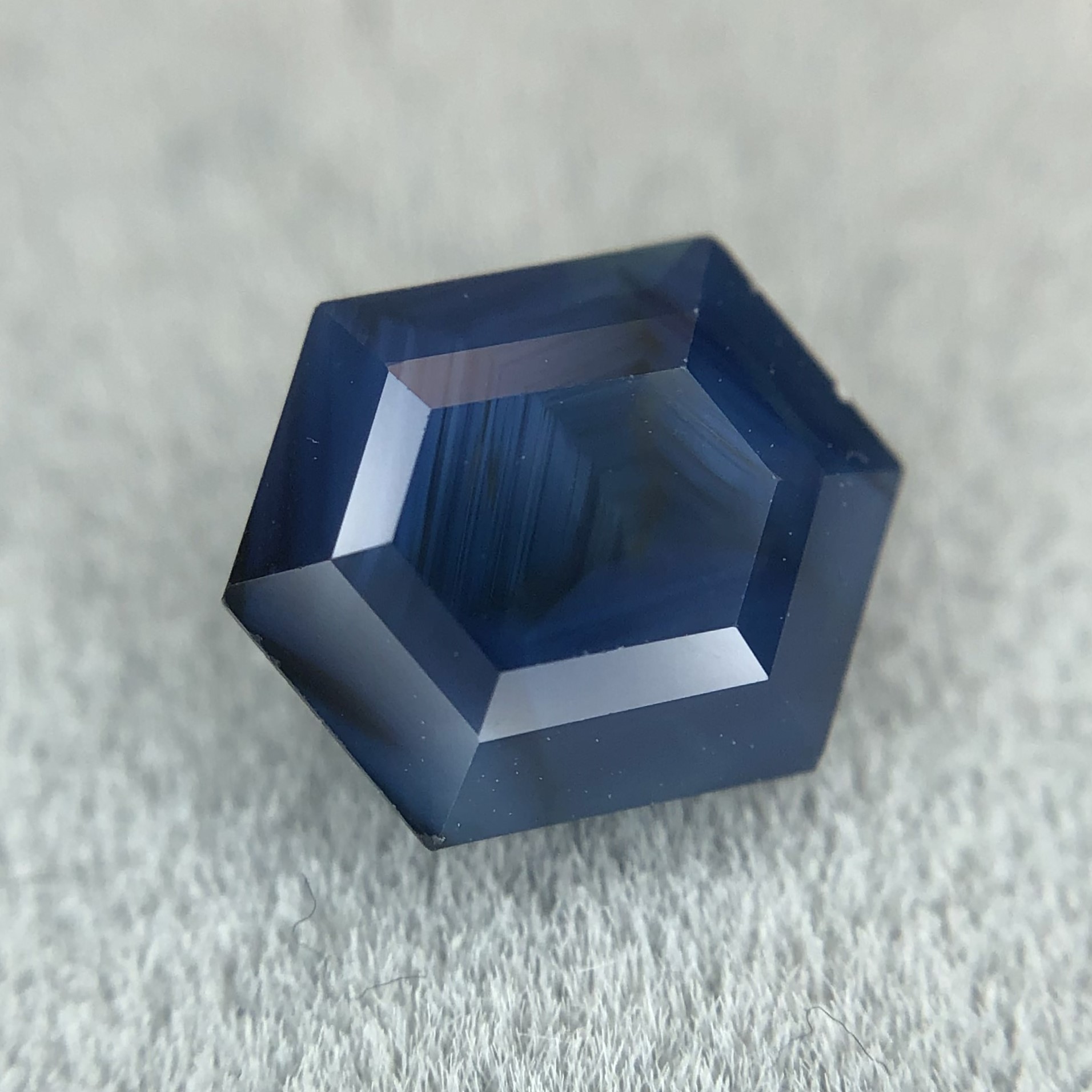 1.72ct Hexagon Step Cut Sapphire 1.72ct Hexagon Step Cut Sapphire