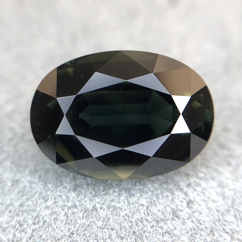 2.90ct Oval Mixed Cut Sapphire 2.90ct Oval Mixed Cut Sapphire