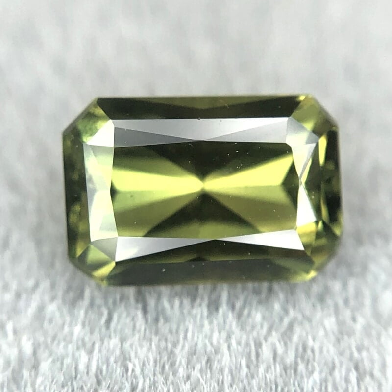 0.95ct Radiant Brilliant Cut Sapphire