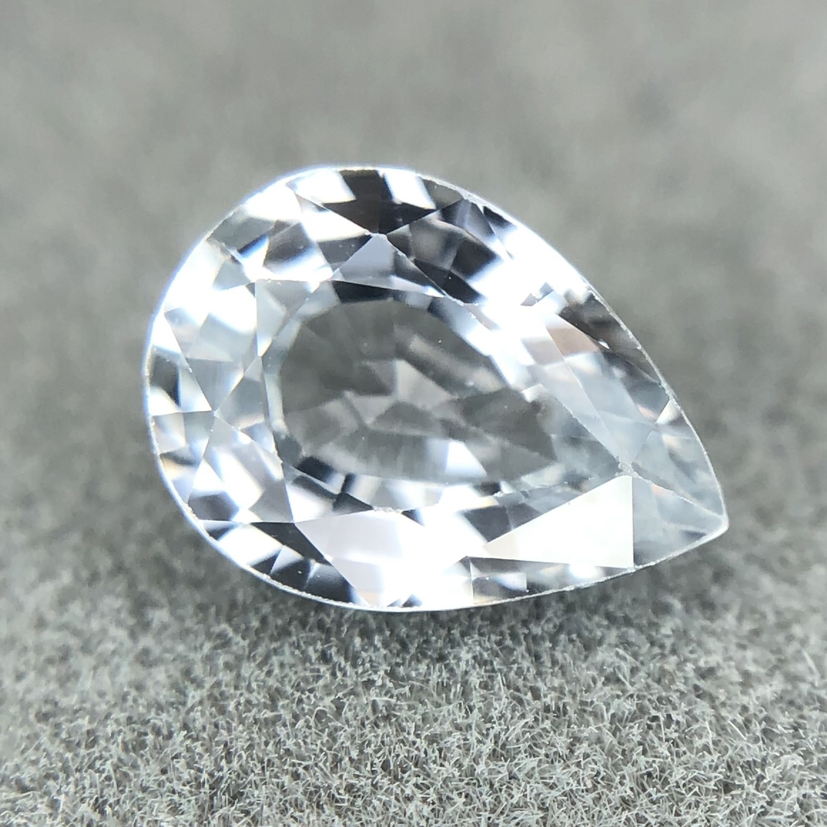 0.83ct Pear Mixed Cut Sapphire 0.83ct Pear Mixed Cut Sapphire