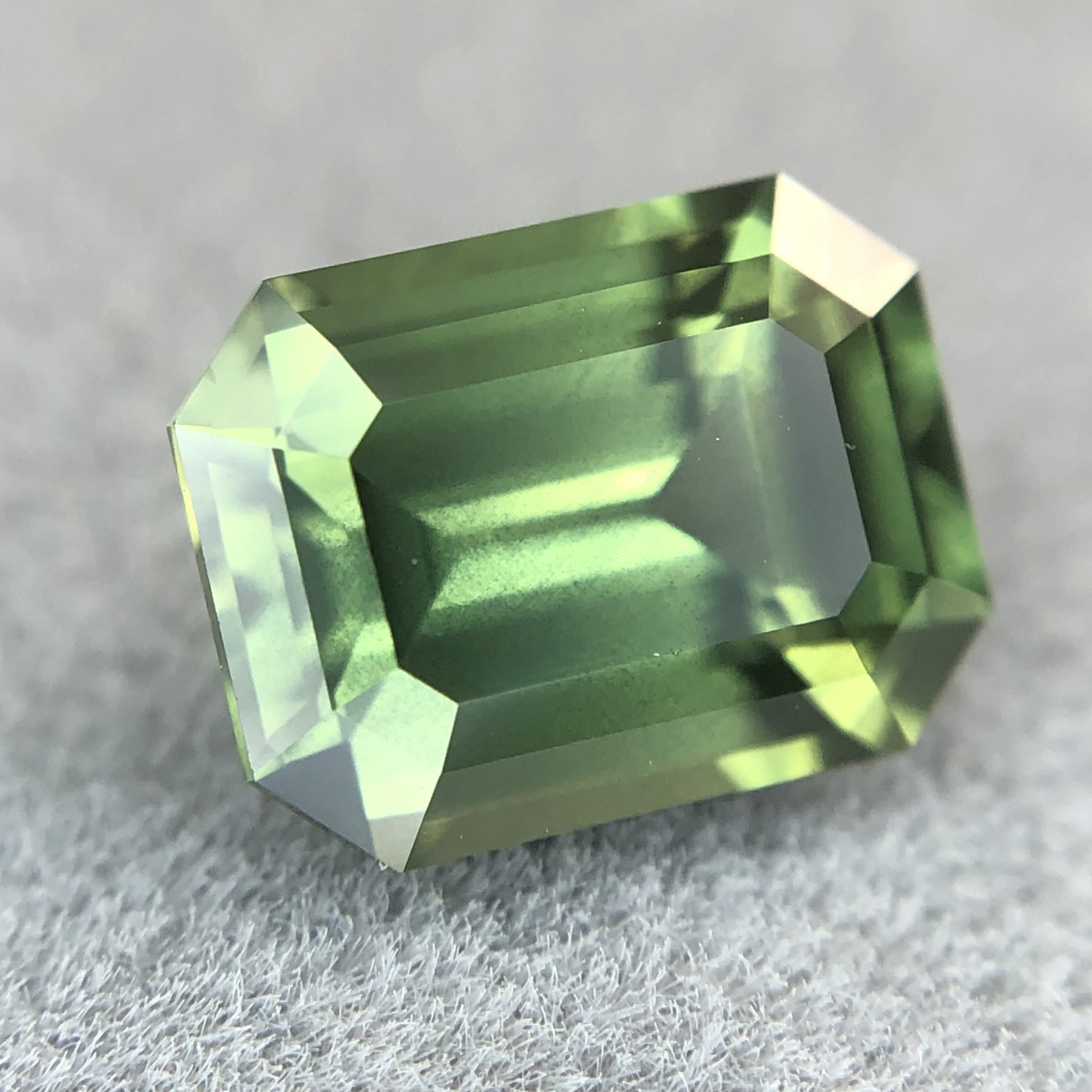 2.00ct Octagon Step Cut Sapphire 2.00ct Octagon Step Cut Sapphire