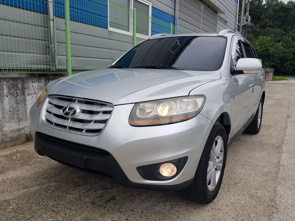 Hyundai Santa Fe 2010 ID: V529111