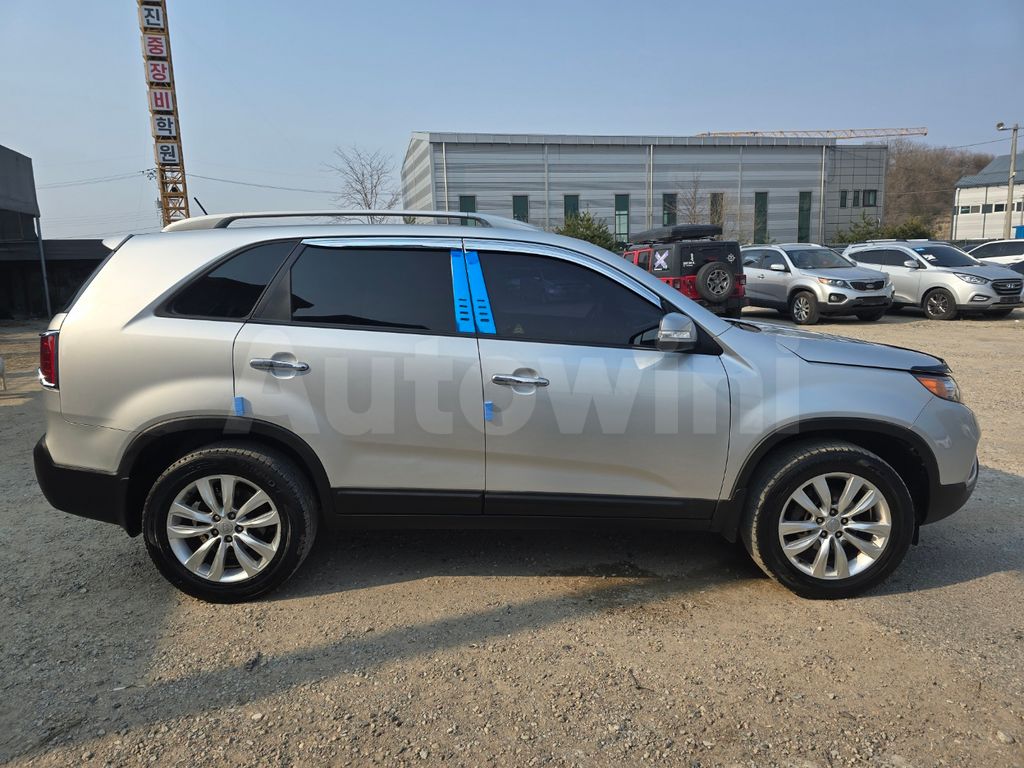 Kia Sorento 2011 ID : V129728 ( techo panoramico)