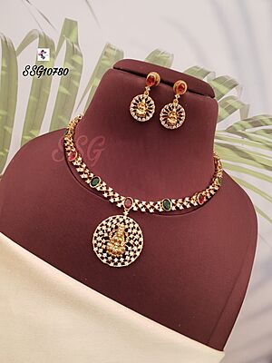 F05: Beautiful Lakshmi Devi Necklace Set
