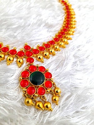 Panchalokam/Copper/Impon One Gram Gold Finish & Real Kempstones Shor Necklace/Attigai/Addige Panchalokam/Copper/Impon One Gram Gold Finish & Real Kempstones Shor Necklace/Attigai/Addige
