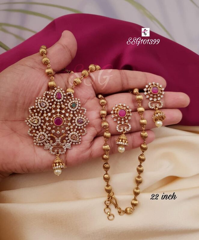 F06: Beautiful Navaratna Pendent Chain