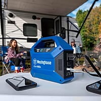 Westinghouse Estación de energía portátil y generador solar de 155 Wh