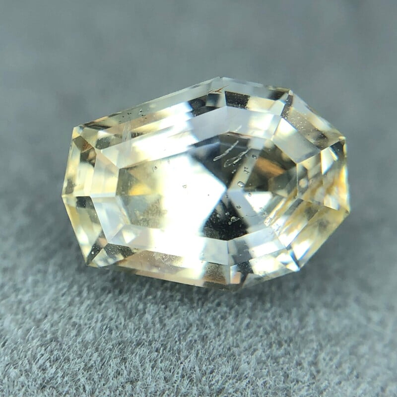 2.20ct Fancy Step Cut Sapphire 2.20ct Fancy Step Cut Sapphire