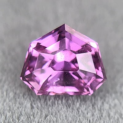 0.92ct Fancy Step Cut Sapphire 0.92ct Fancy Step Cut Sapphire