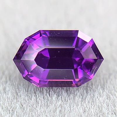 0.68ct Fancy Step Cut Sapphire 0.68ct Fancy Step Cut Sapphire