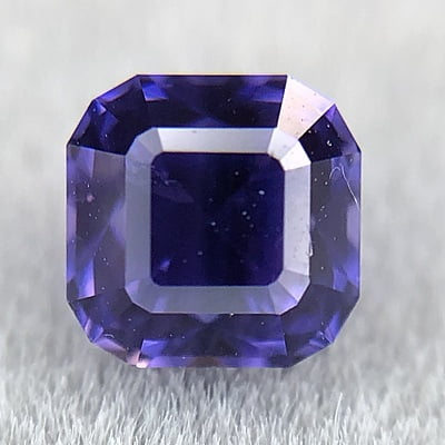 0.67ct Octagon Step Cut Sapphire 0.67ct Octagon Step Cut Sapphire