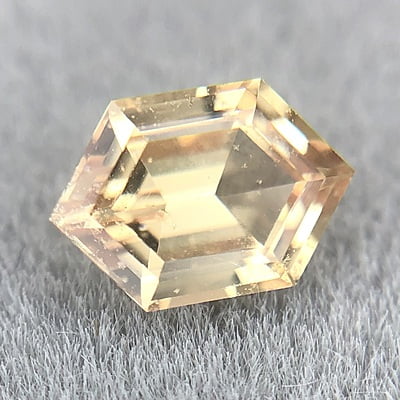 0.45ct Hexagon Step Cut Sapphire 0.45ct Hexagon Step Cut Sapphire