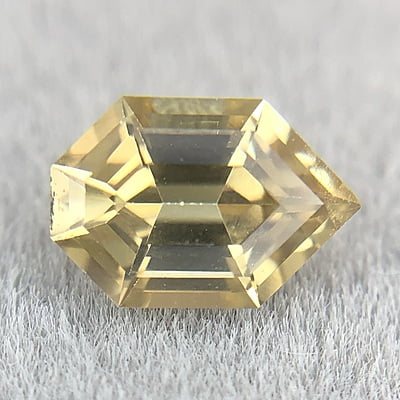 0.63ct Fancy Step Cut Sapphire 0.63ct Fancy Step Cut Sapphire