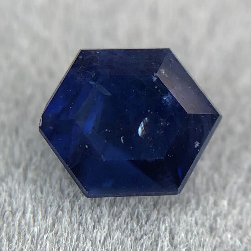 0.58ct Hexagon Step Cut Sapphire 0.58ct Hexagon Step Cut Sapphire