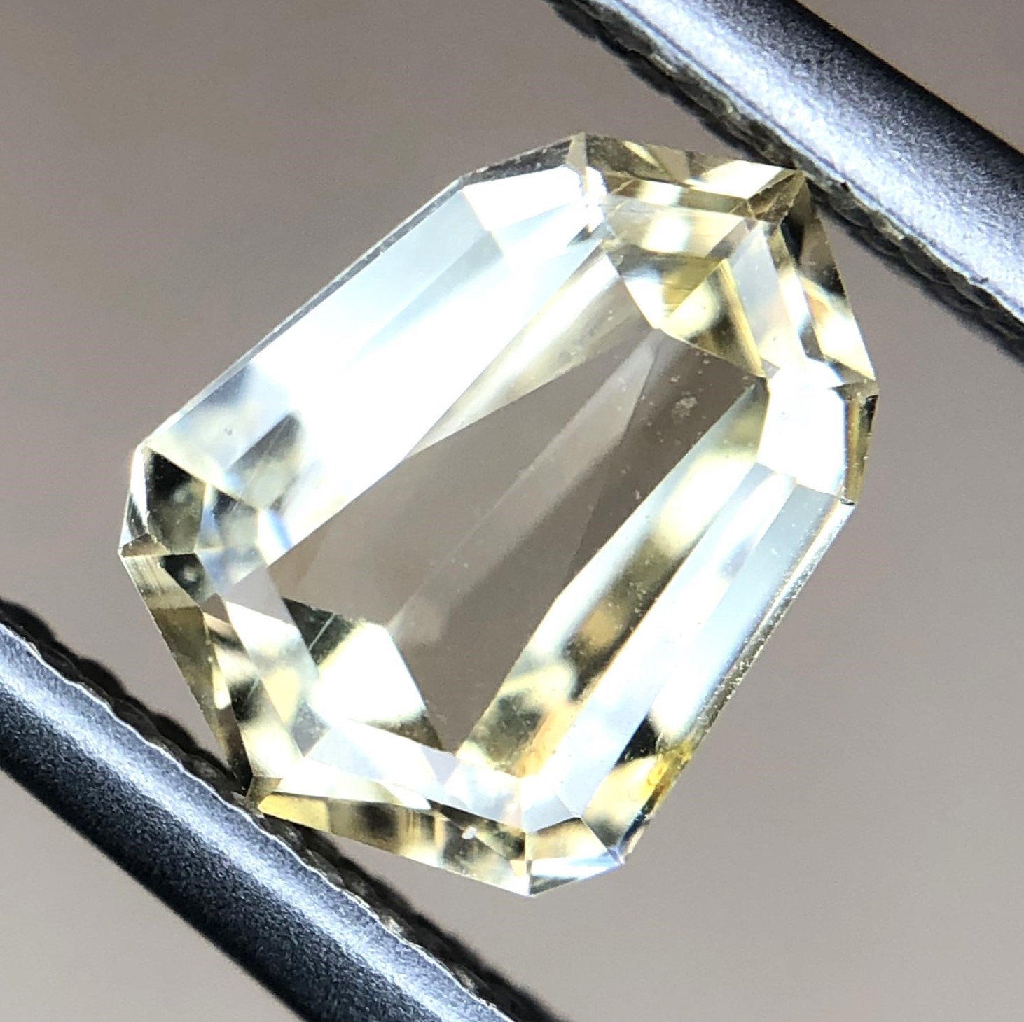 1.07ct Fancy Mixed Cut Sapphire 1.07ct Fancy Mixed Cut Sapphire