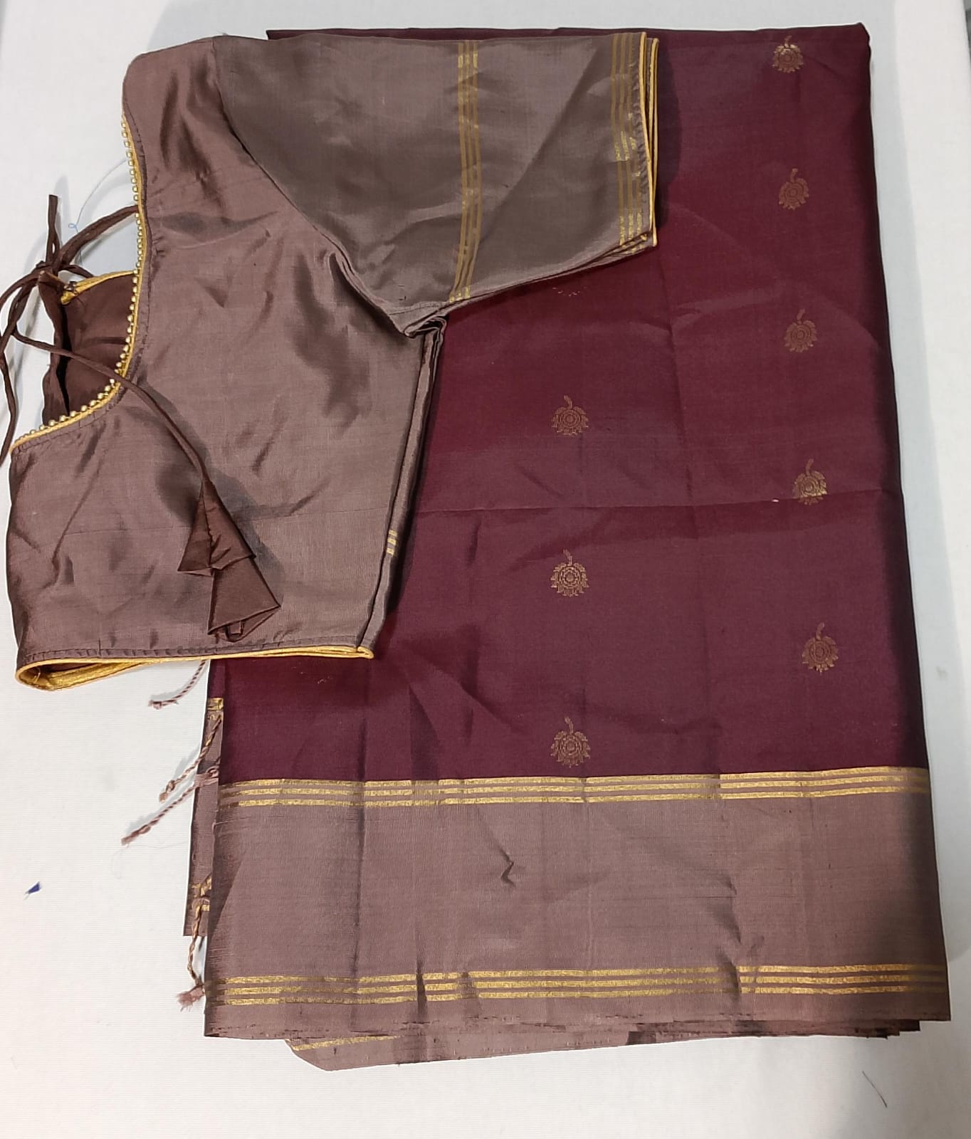 C201: Ready To Ship Beautiful Kanichi Pattu Saree With Stitched Blouse