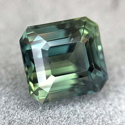3.05ct Octagon Step Cut Sapphire 3.05ct Octagon Step Cut Sapphire